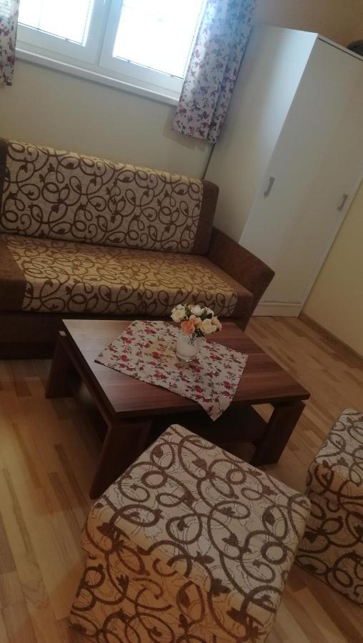Rekreacne Zariadenie Chmelisko Pruzina Buitenkant foto